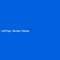 Luftige Marmor-Kanne